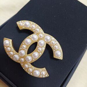 Chanel Fashion Double C Brooch
